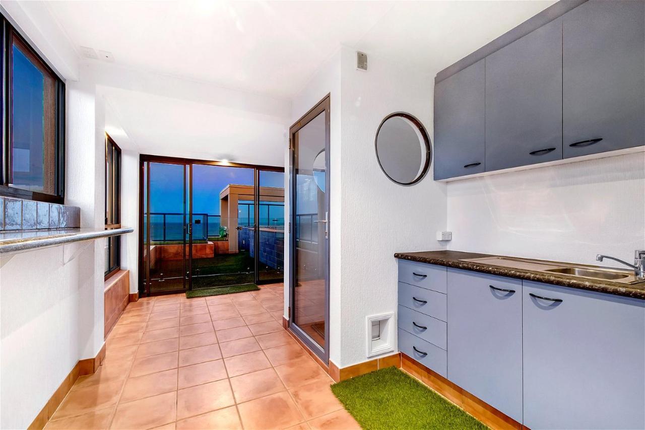 Beachfront Escape Holiday home Gold Coast
