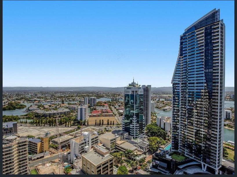 Apartment H Star Residences-- Paradise Stayz Gold Coast