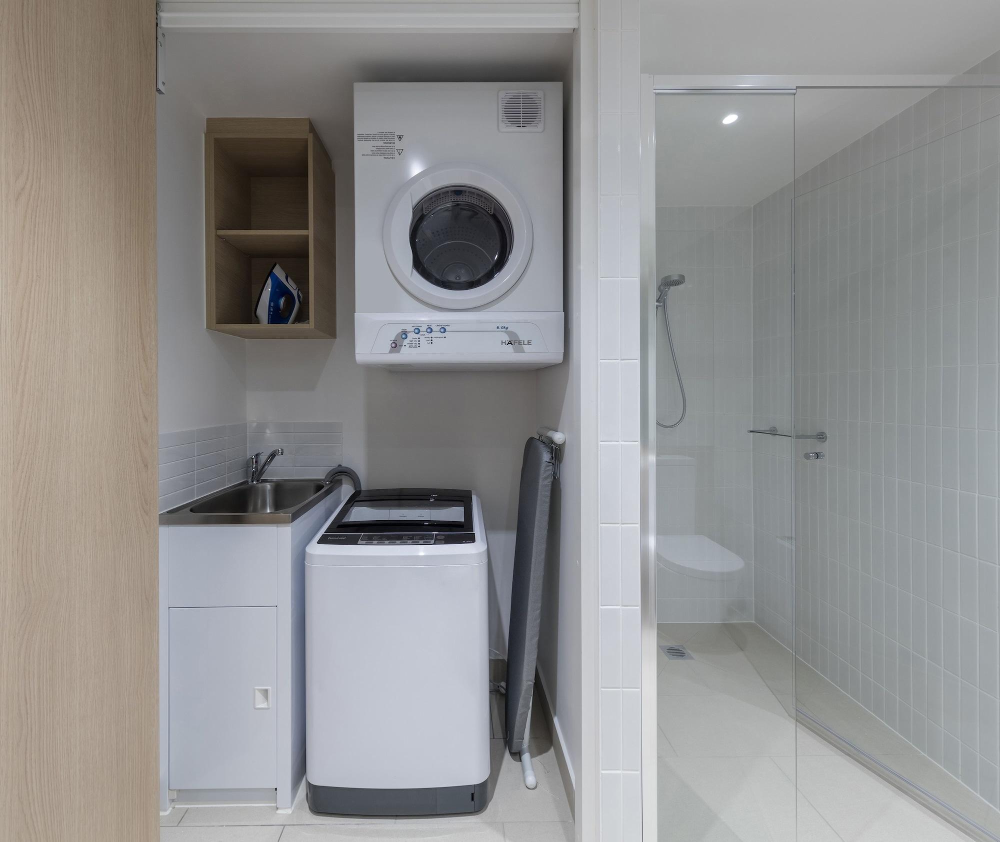 Avani Broadbeach Residences Aparthotel 4*