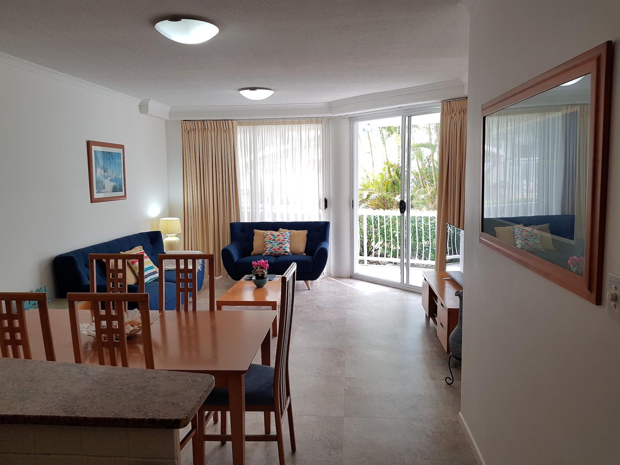 Kirra Aparthotel 4*