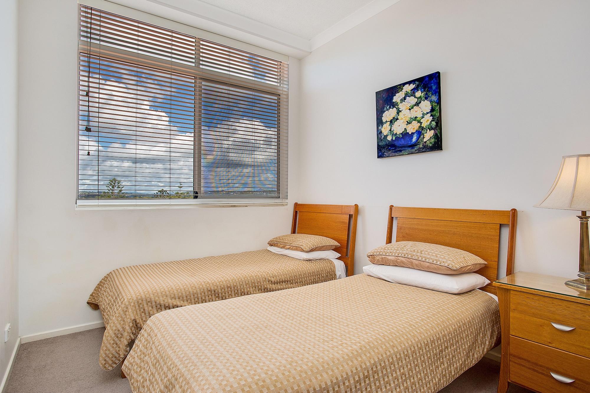 Kirra Aparthotel 4*