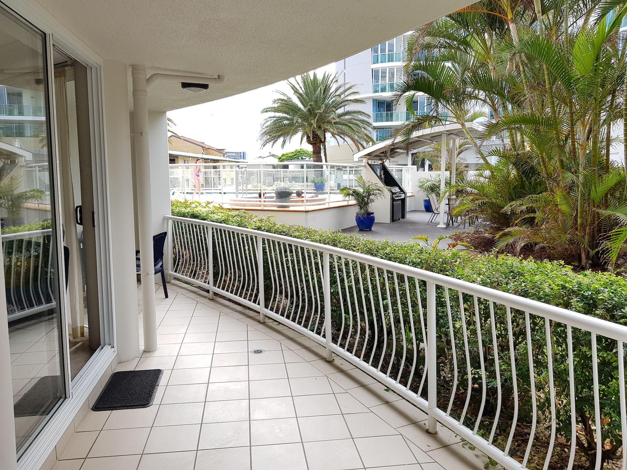 Aparthotel Kirra 4*