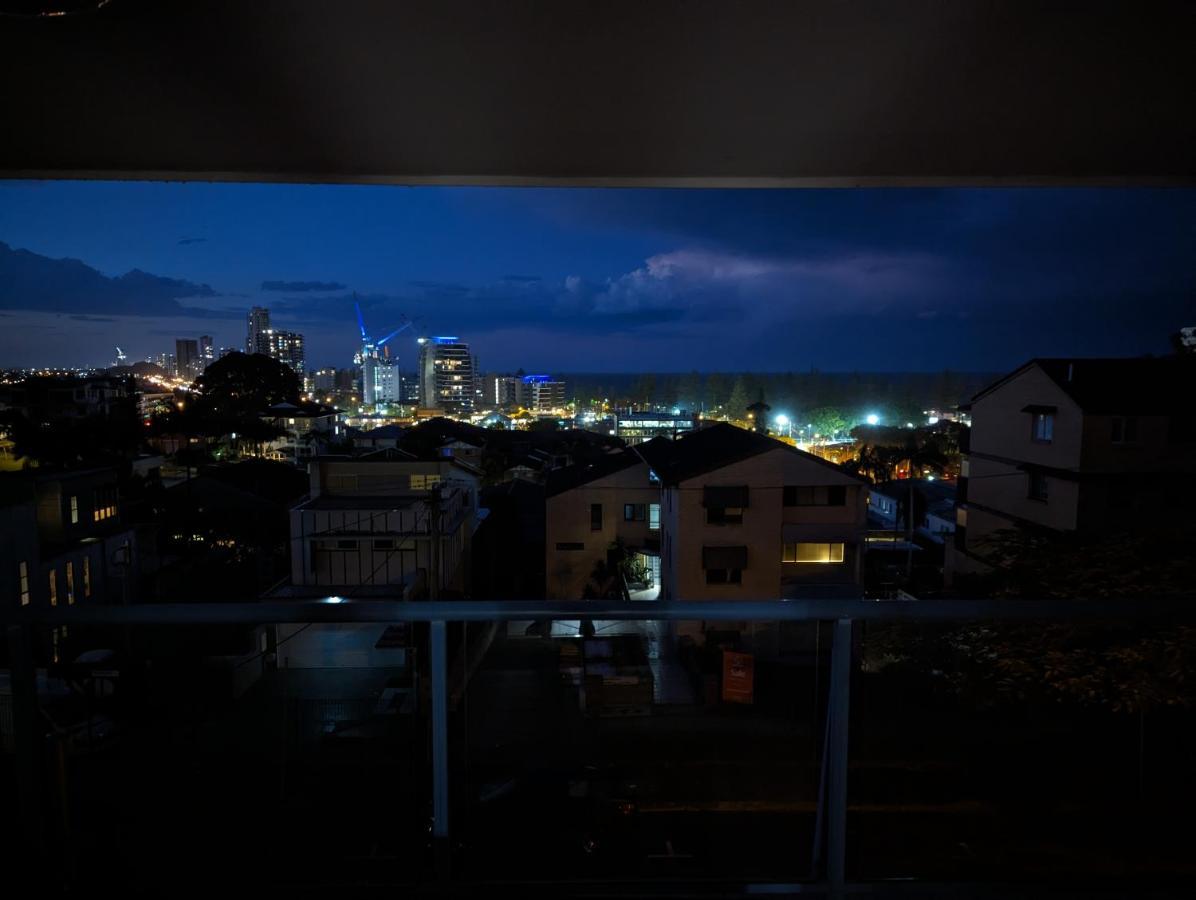 Burleigh Breeze Gold Coast