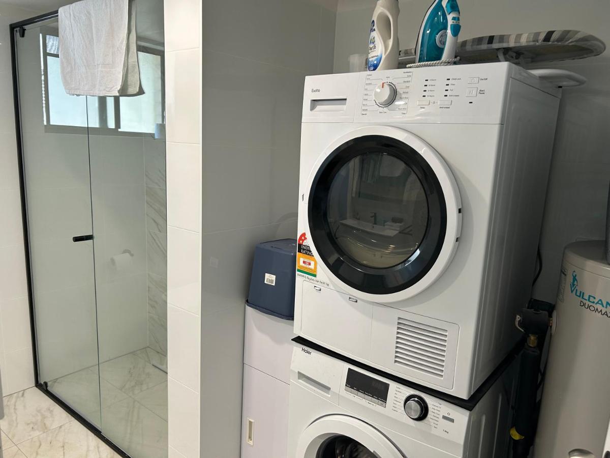 Apartment Kirra Unit *