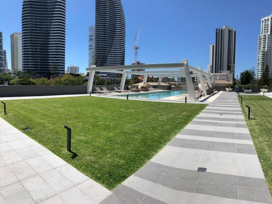 Convenient Located 2 Bedroom Next To Casino Apartment *