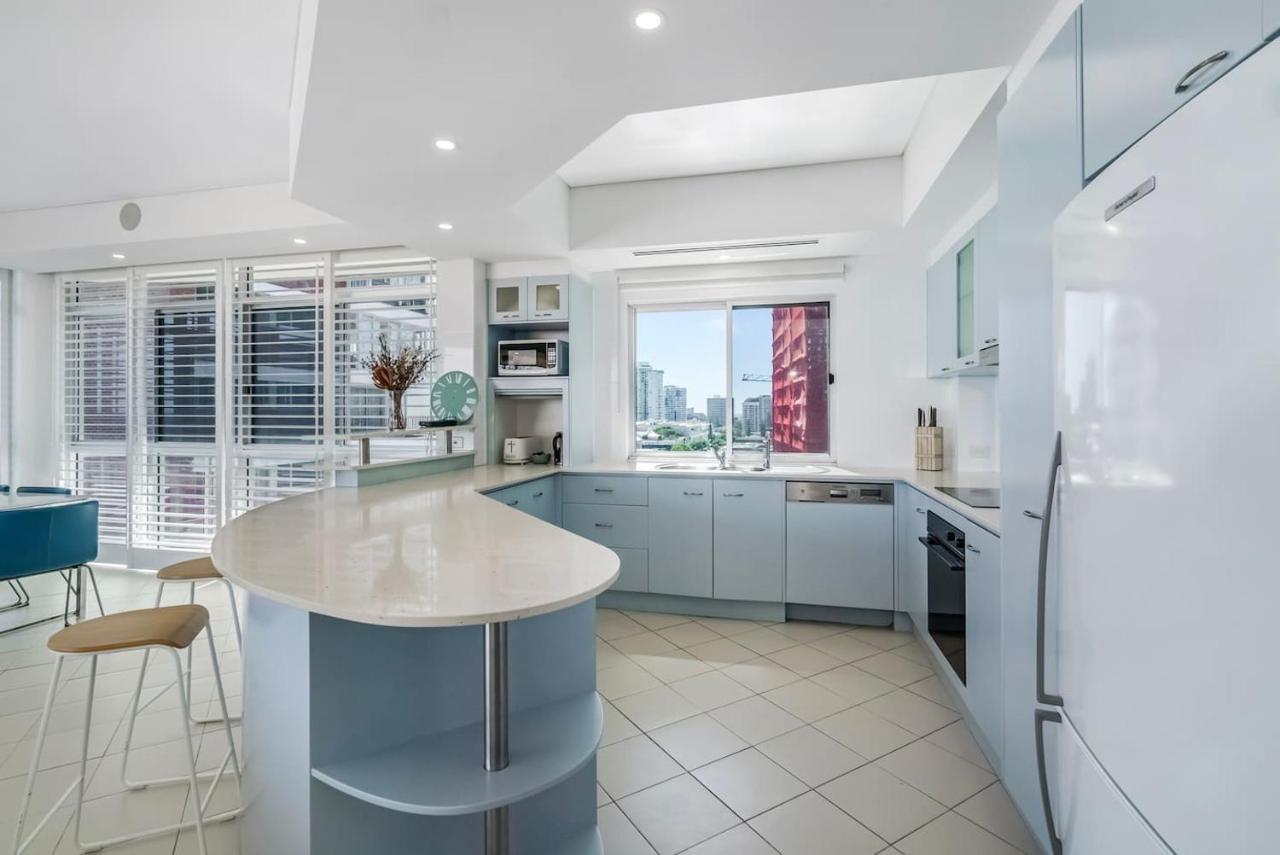 'aqua La Vista' A Dreamy Coastal Escape By The Apartment *