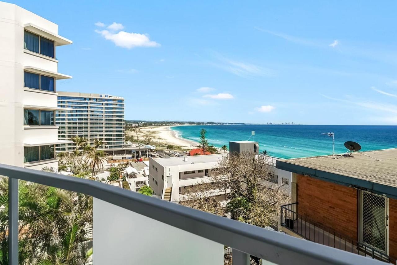 'aqua La Vista' A Dreamy Coastal Escape By The