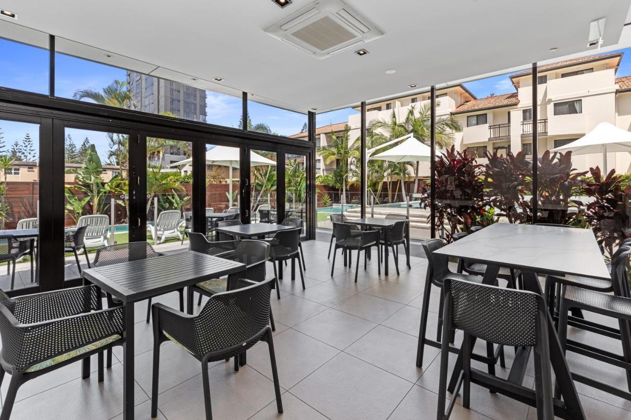 Ultra Broadbeach