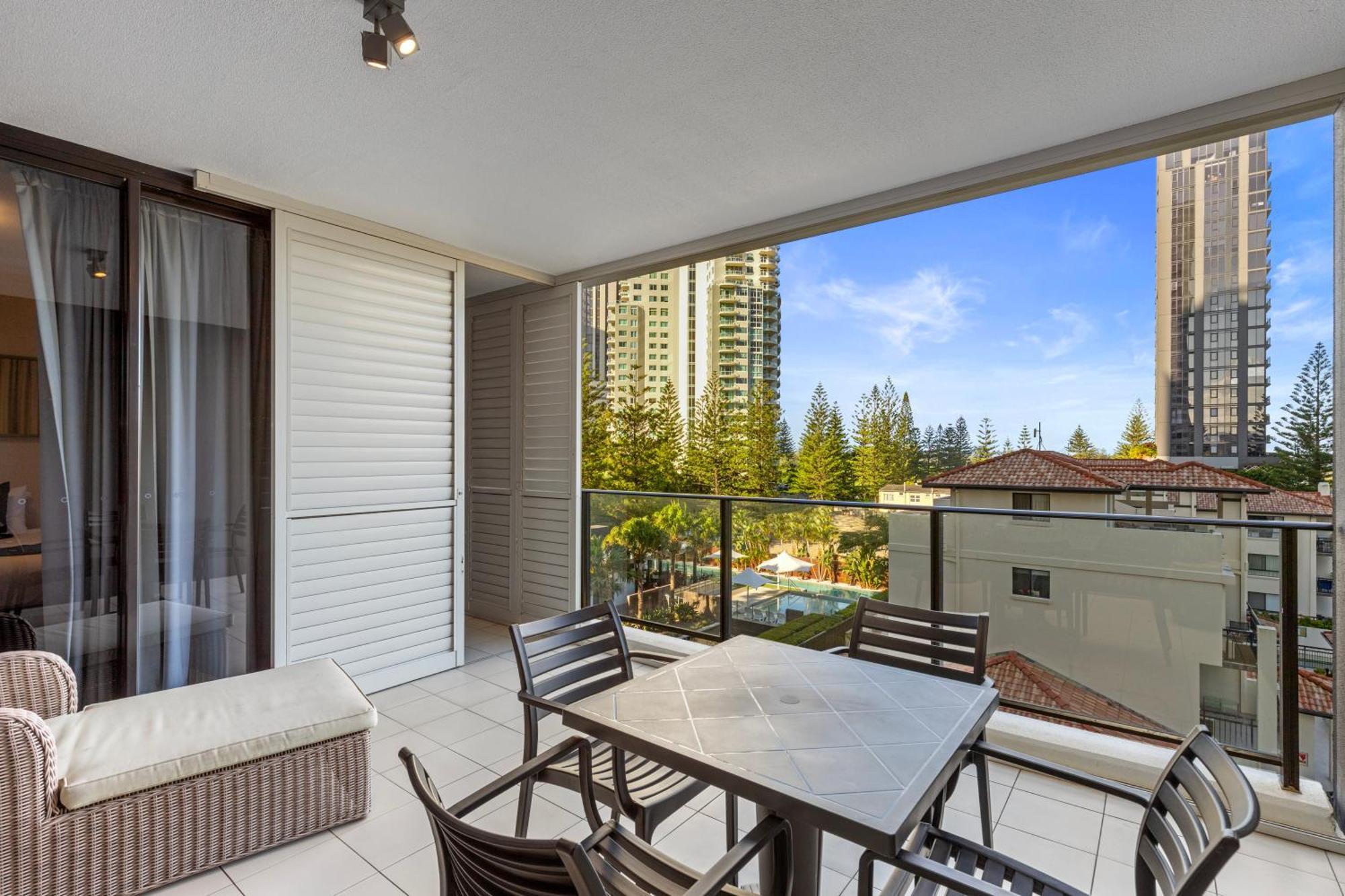 Ultra Broadbeach Resort Gold Coast