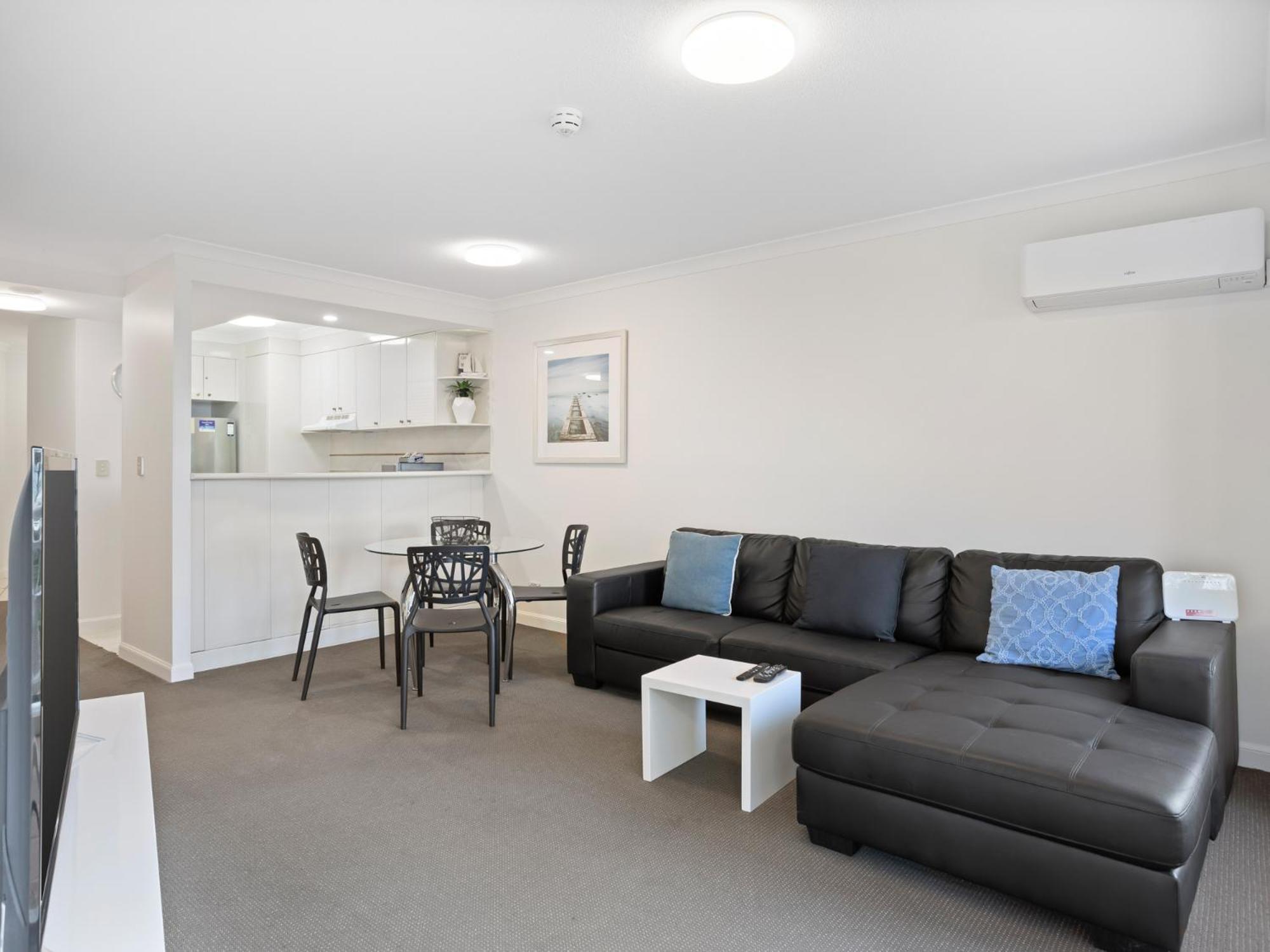 Aparthotel Ultiqa Burleigh Mediterranean Gold Coast