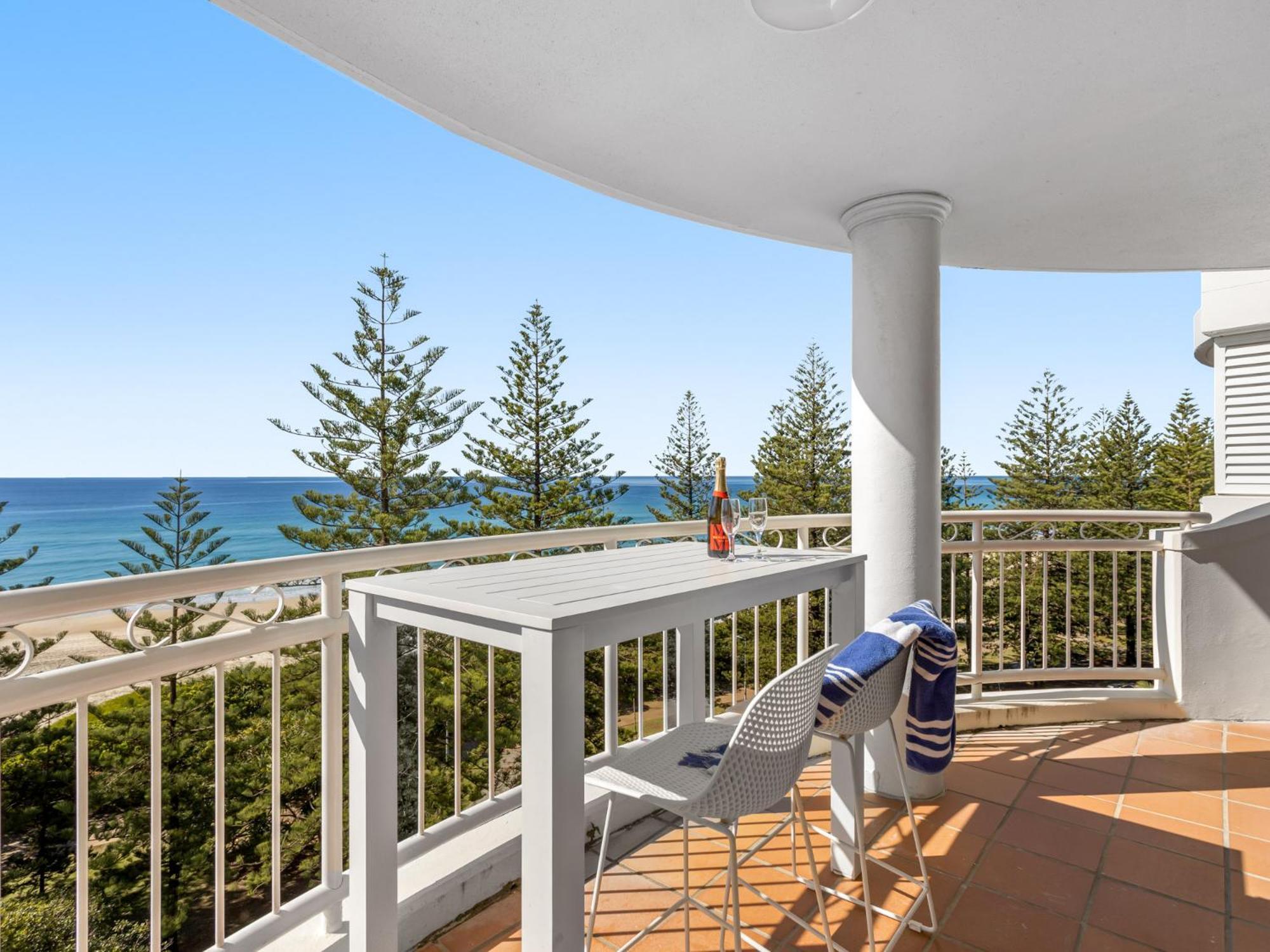 Aparthotel Ultiqa Burleigh Mediterranean