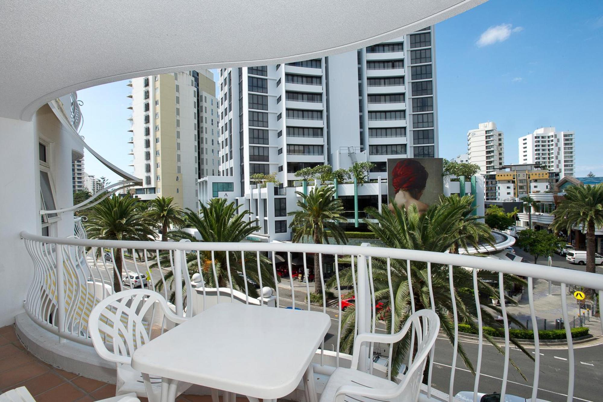 Broadbeach Aparthotel Gold Coast