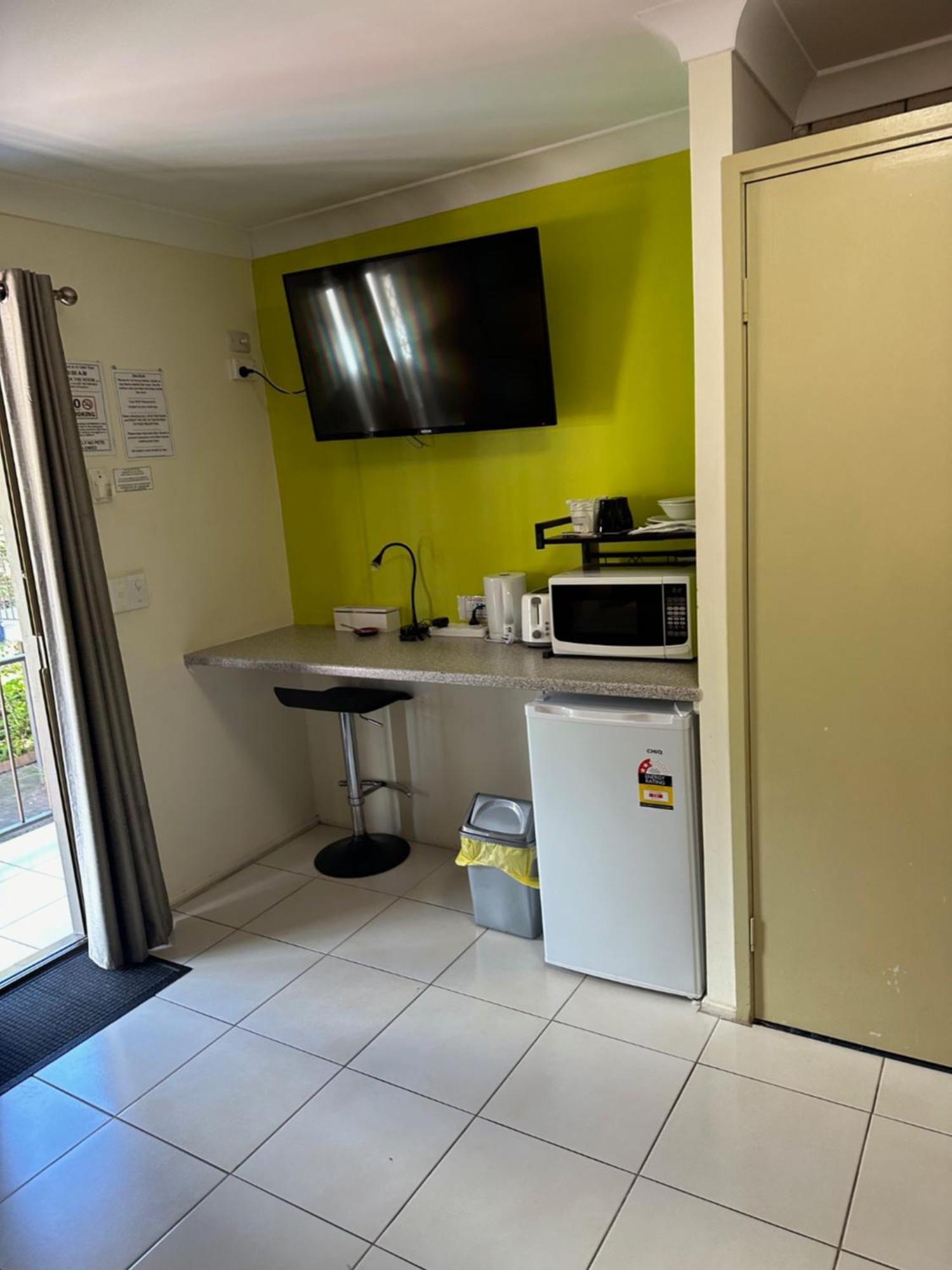 Airport - Only 300 Meters To Airport Terminal 3* Gold Coast