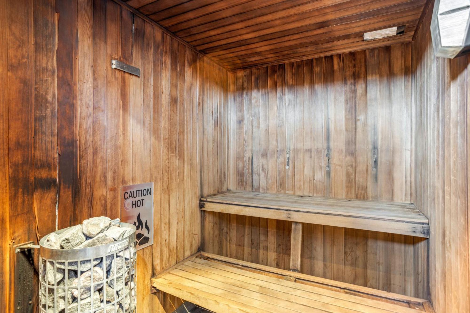 Oceanview 2-bed With Pool, Sauna, Gym & Parking Apartment Gold Coast