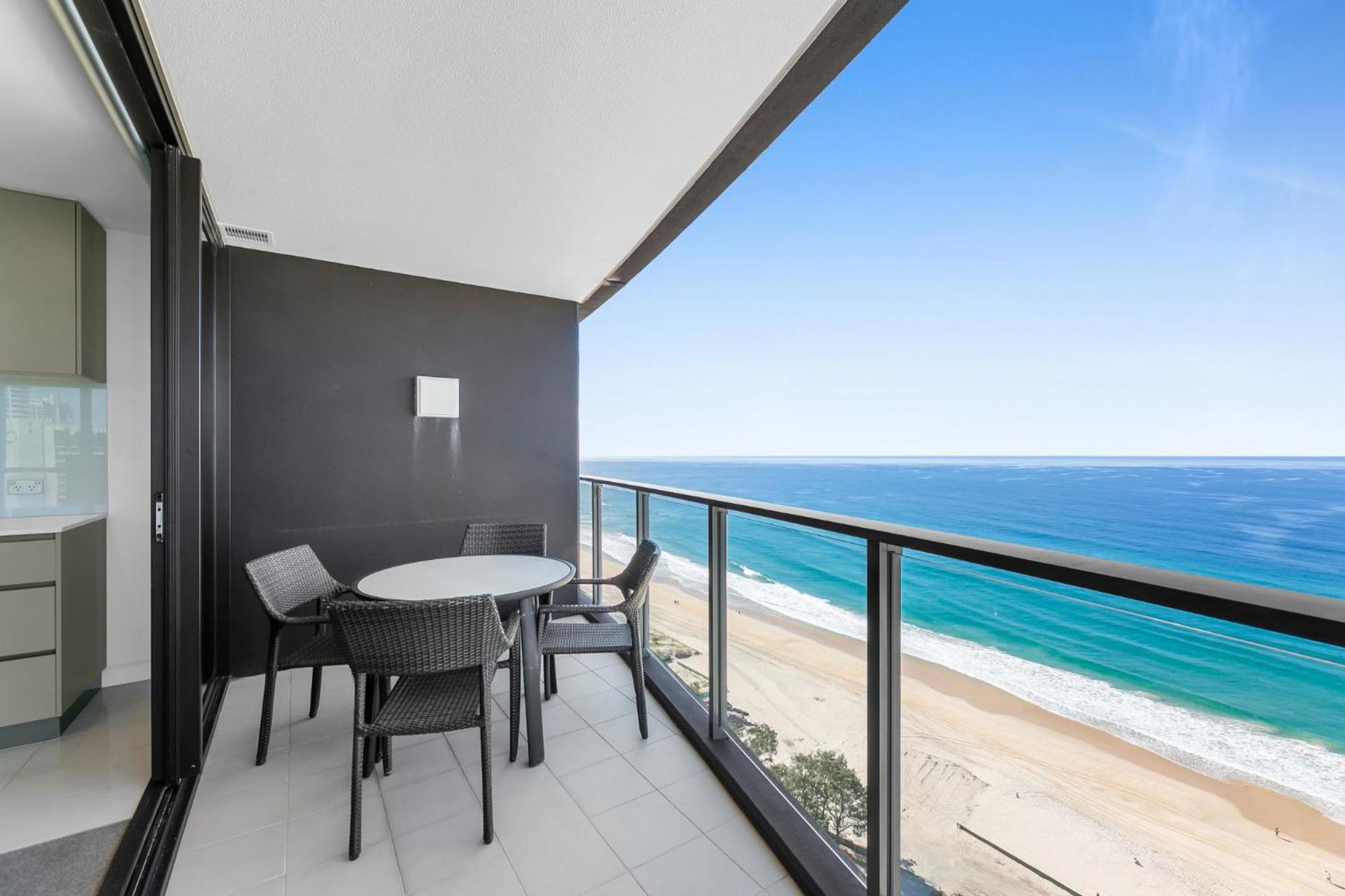 Apartamento Wonderful 2-bed With Pool, Gym & Scenic Views
