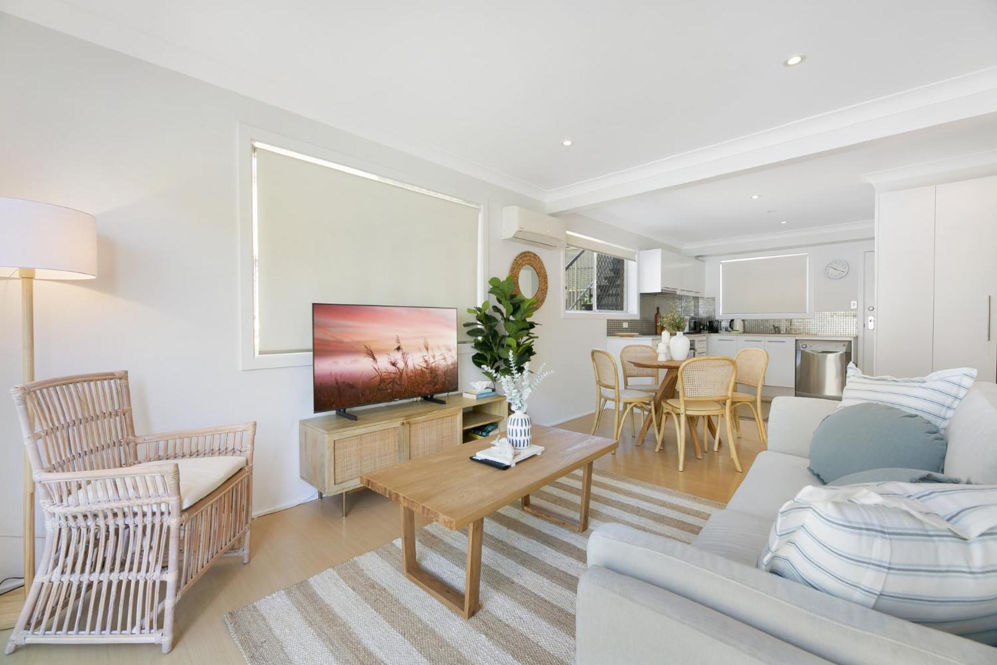 Apartment Ground Floor 2-bed Mermaid Pad With Parking Gold Coast