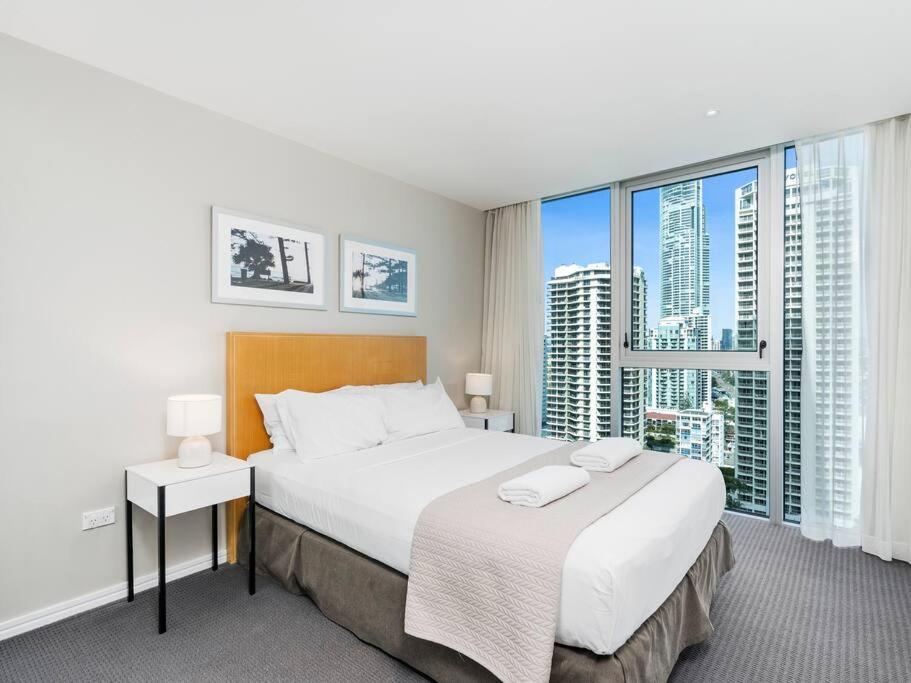 Apartment Desirable Level 17 Ocean View 2bed In H-residence Gold Coast