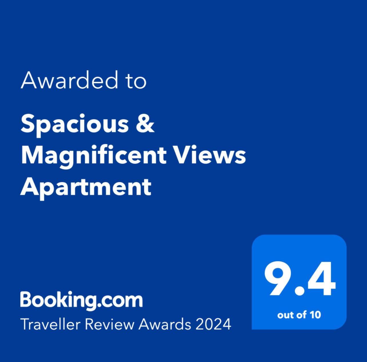 Spacious & Magnificent Views Apartment Gold Coast