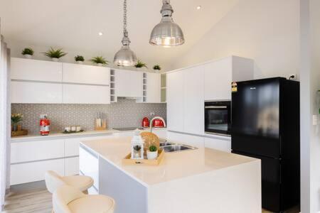 An Idyllic Boho Style Retreat High-end Kitchenware