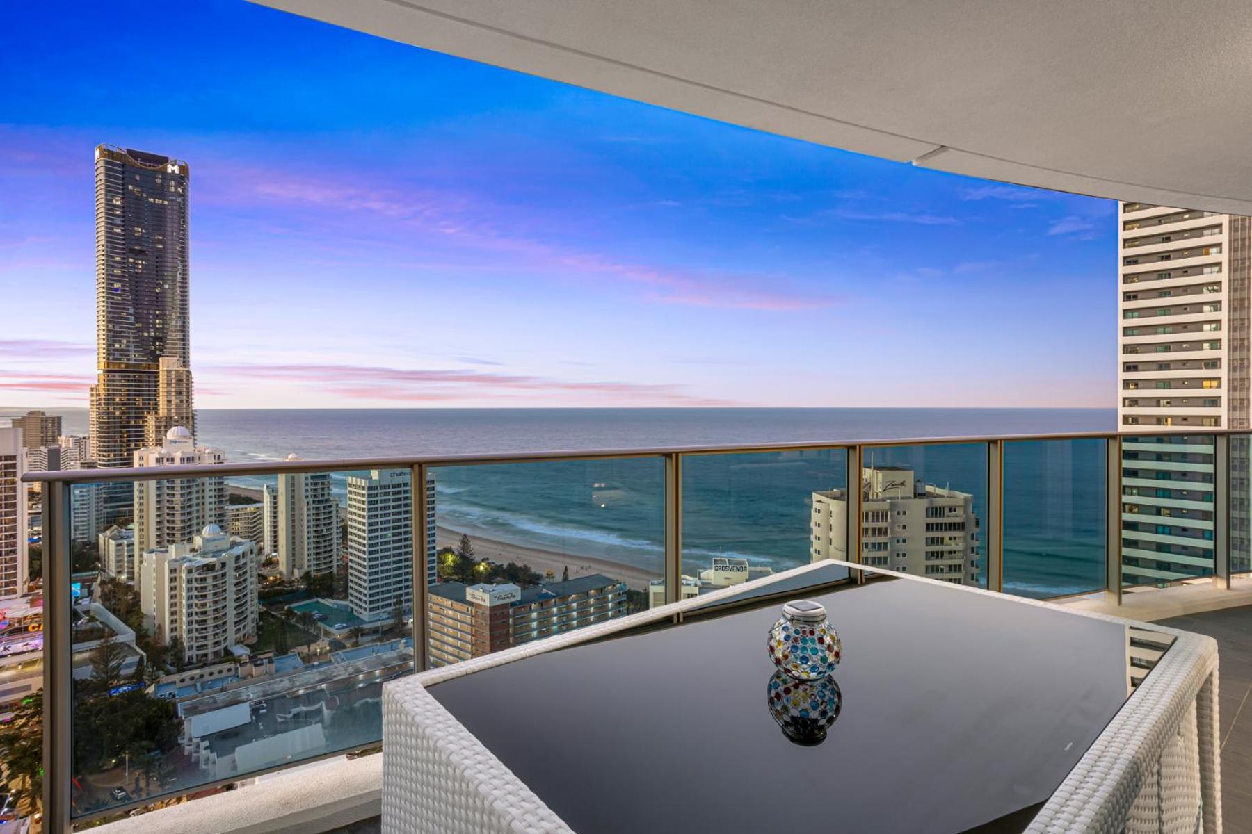 H Star Residences-- Paradise Stayz Gold Coast