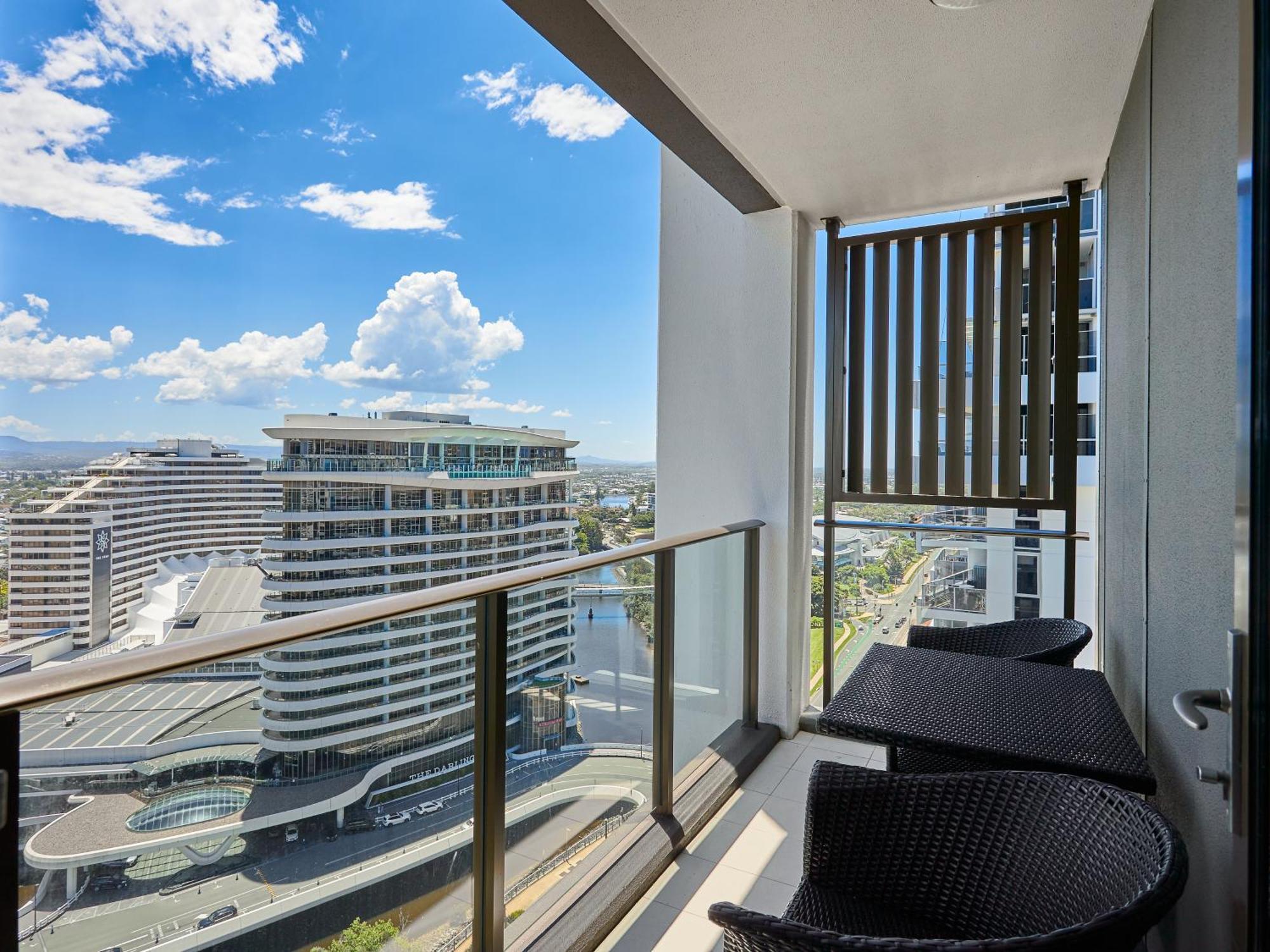 Convenient Located 2 Bedroom Next To Casino Apartment Gold Coast