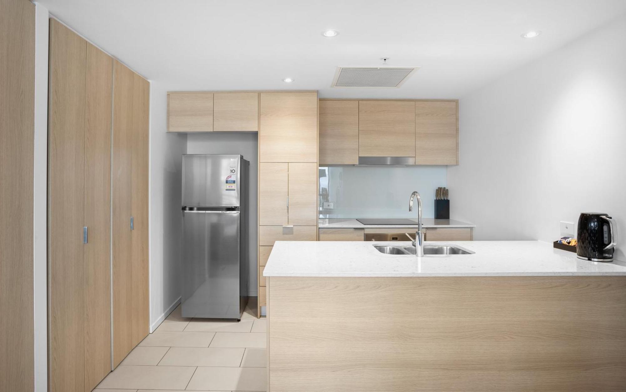 Convenient Located 2 Bedroom Next To Casino Apartment Gold Coast