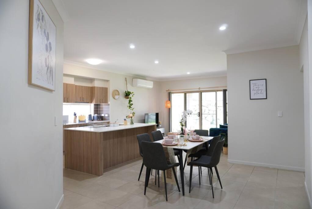 Pousada Entire House In Pimpama *