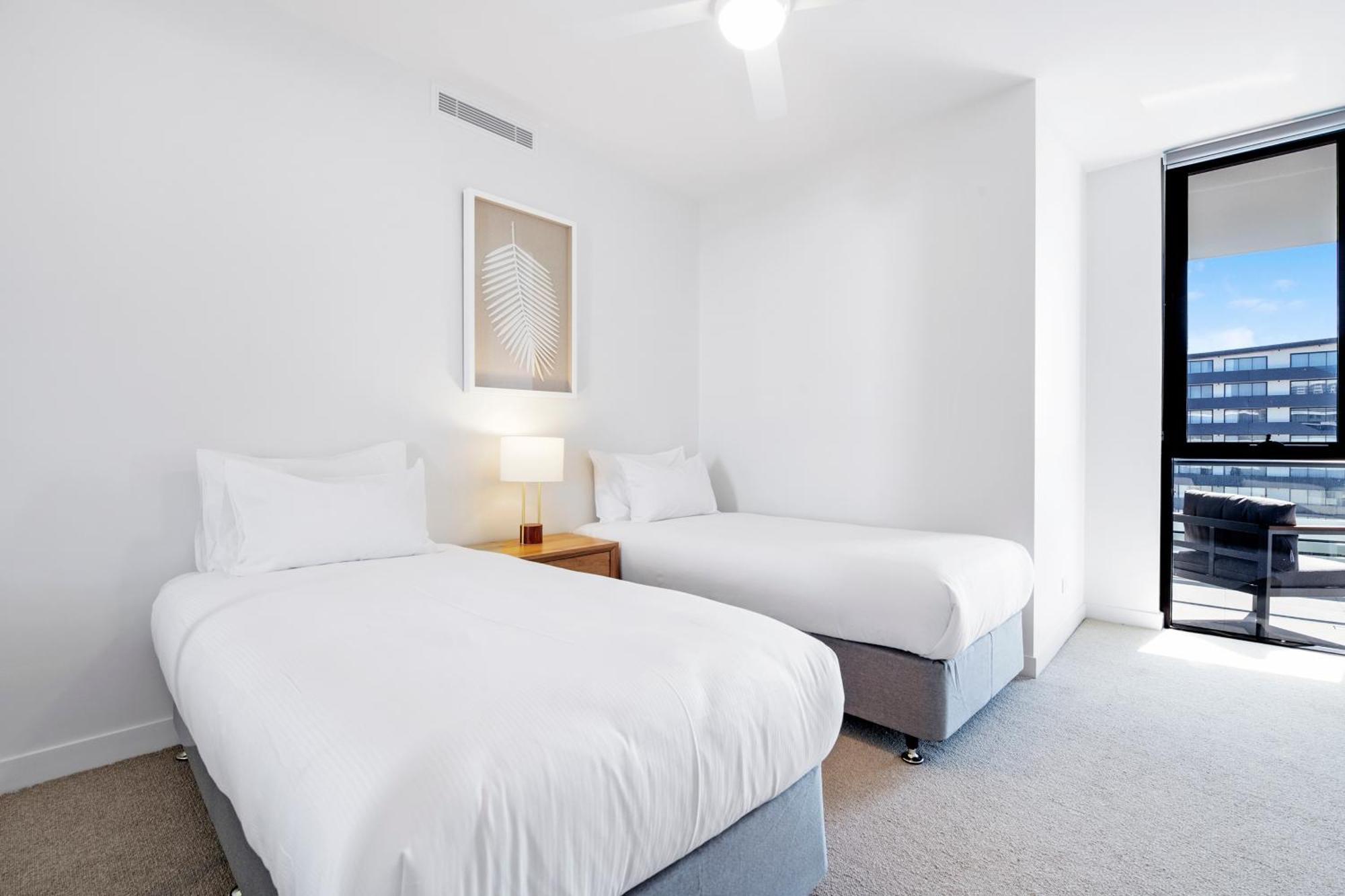 Village Palm - Brand New 2 Bedroom Gold Coast