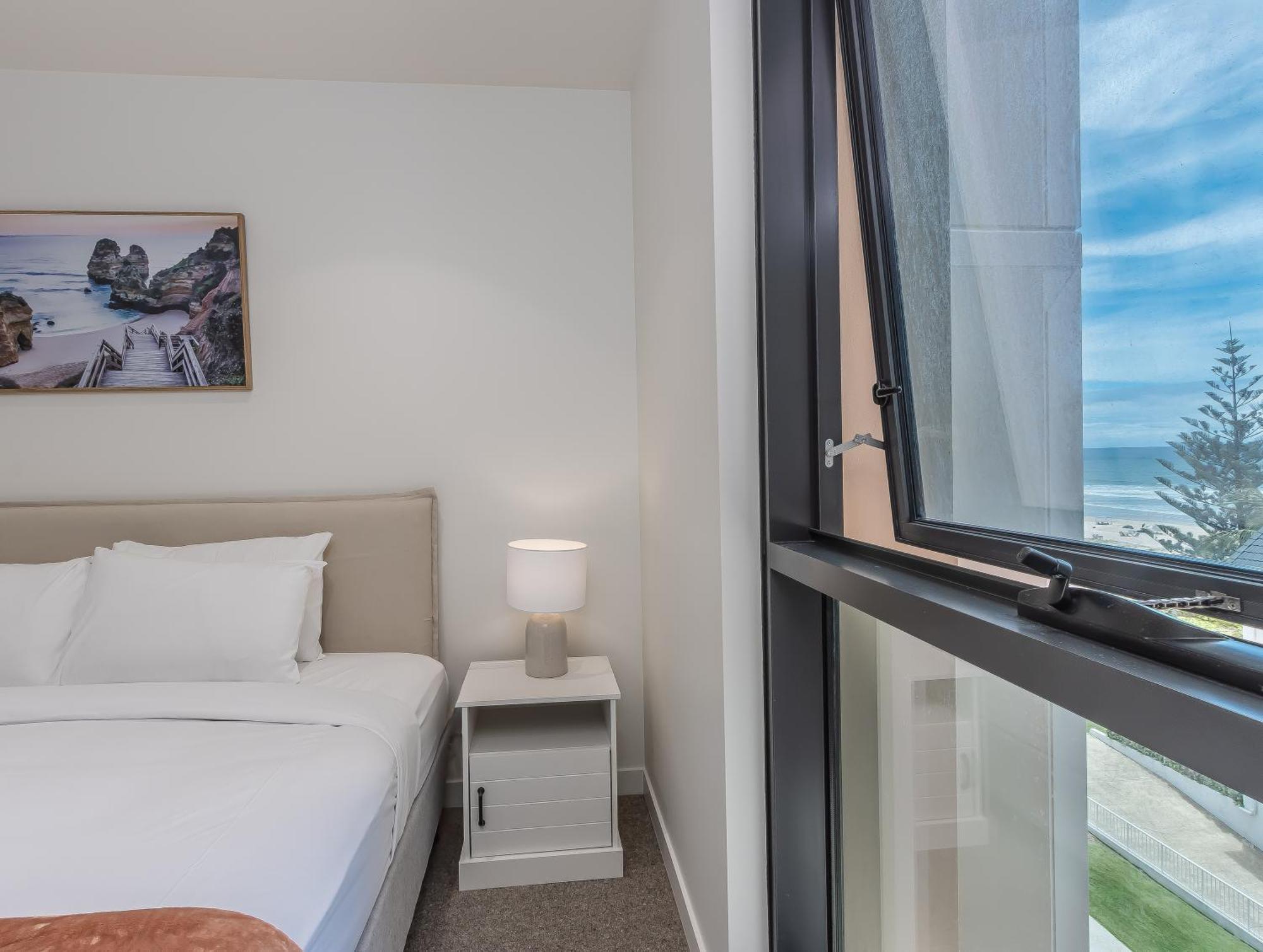 Apartment Hemingway Palm - Premium Oceanview By Burleigh Letting Gold Coast