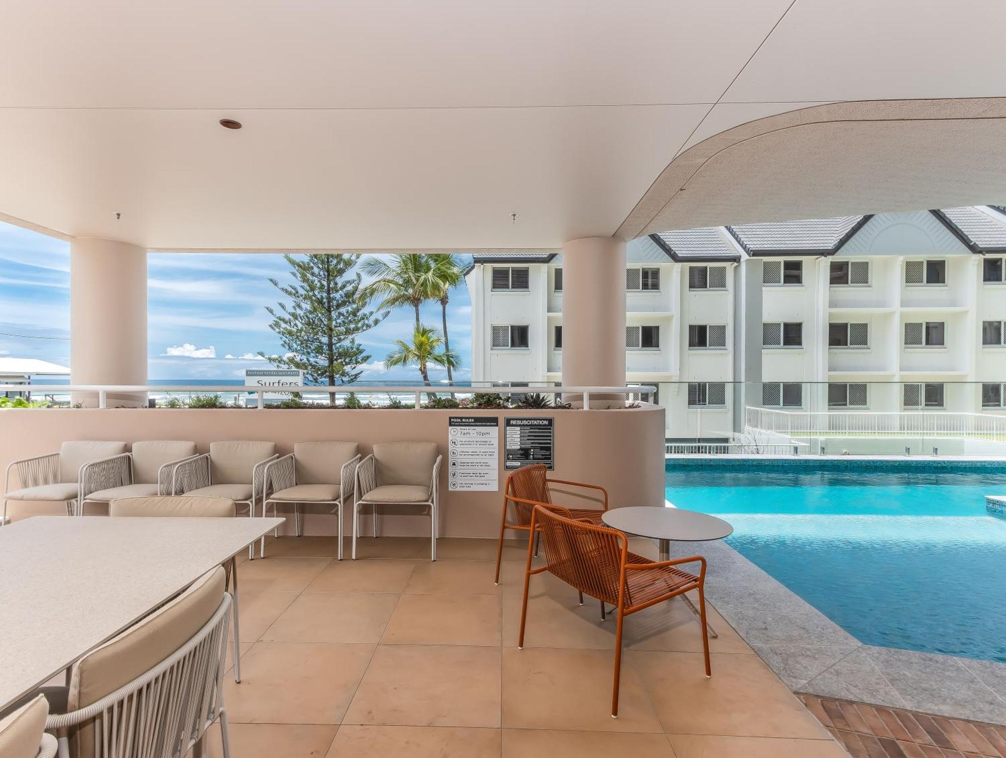 Hemingway Palm - Premium Oceanview By Burleigh Letting Apartment