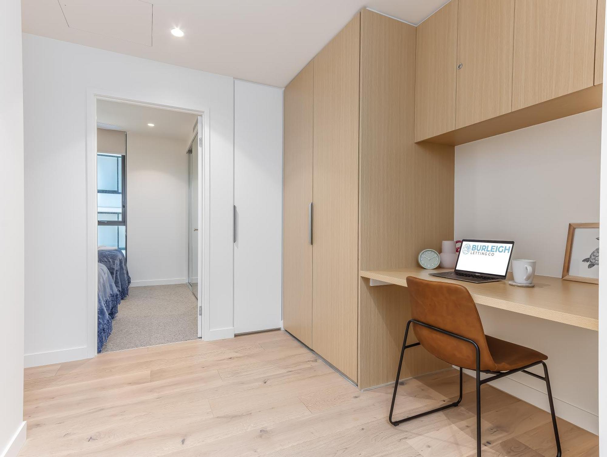Hemingway Palm - Premium Oceanview By Burleigh Letting