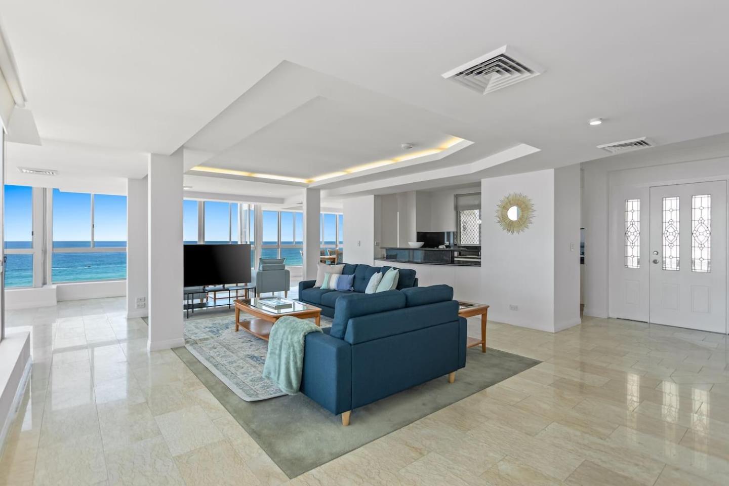The Wave Watcher - A Breathtaking Oceanfront Haven