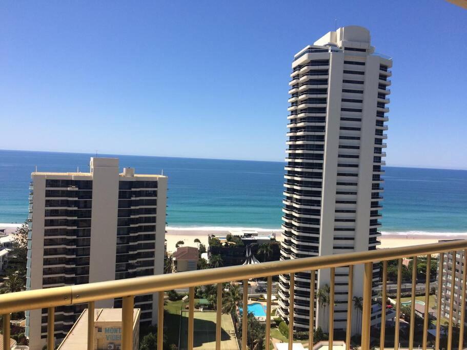 Main High Floor Luxury Contessa Main *