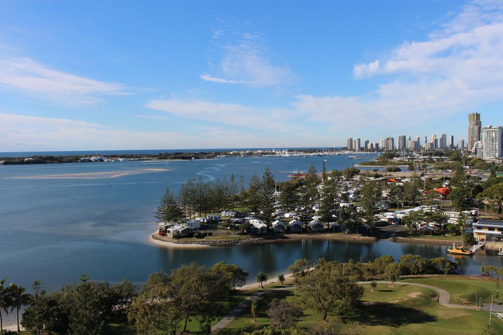 Crystal Bay On The Broadwater 3* Gold Coast