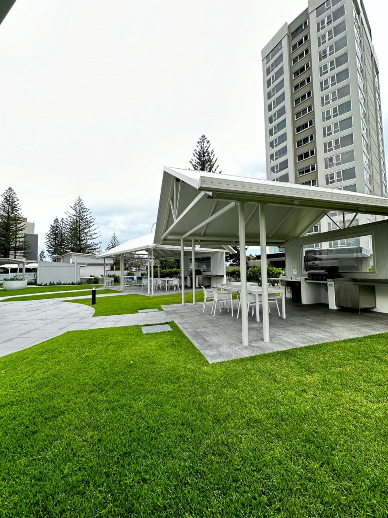 Core Beachfront 2 Bedrooms By Premium Gold Coast