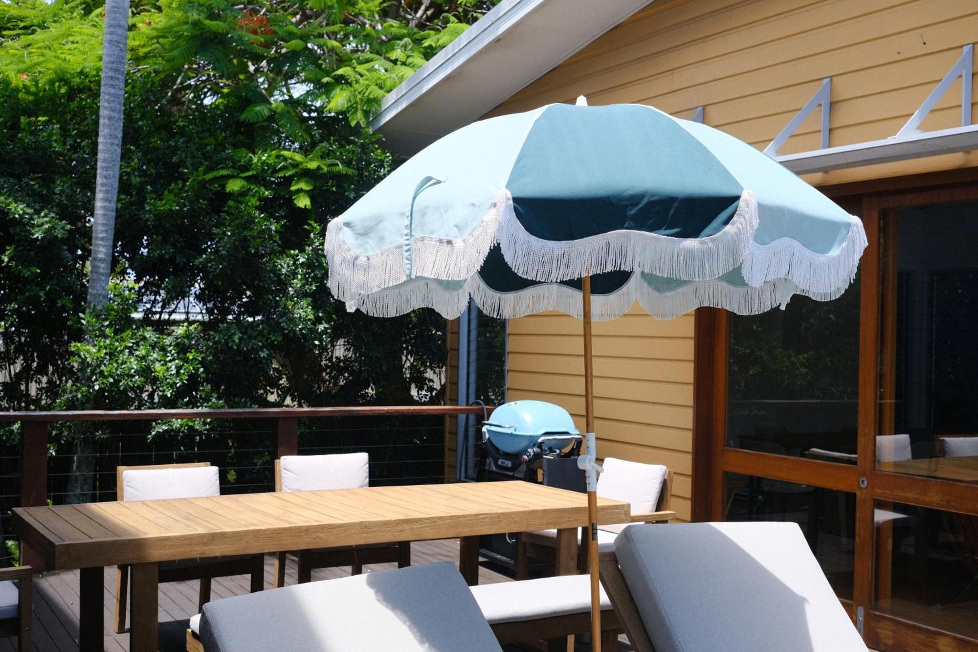 Tropical In Burleigh Gold Coast