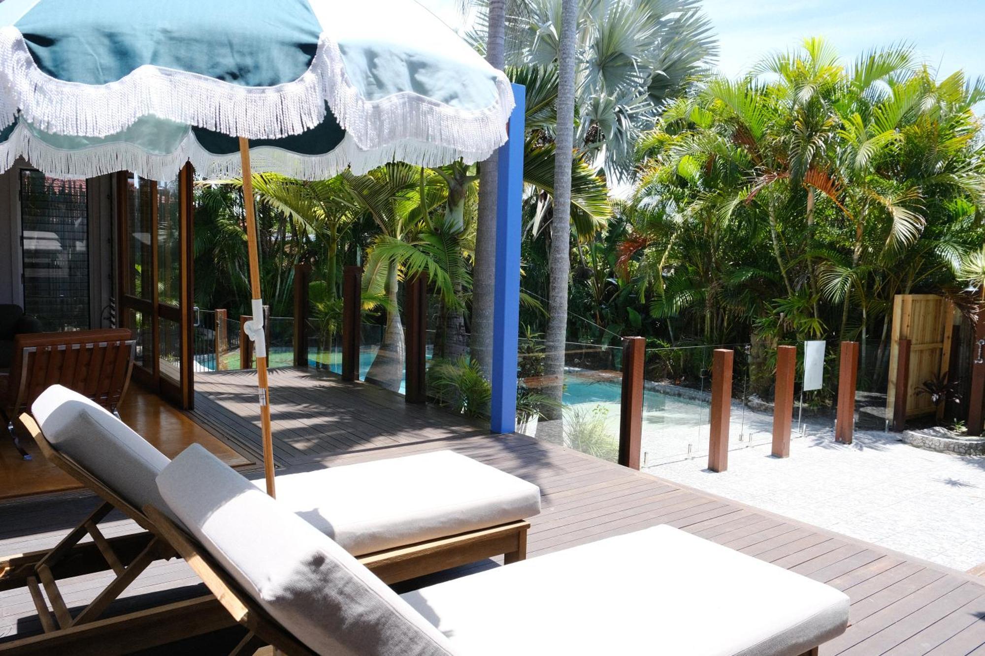 Tropical In Burleigh Holiday home