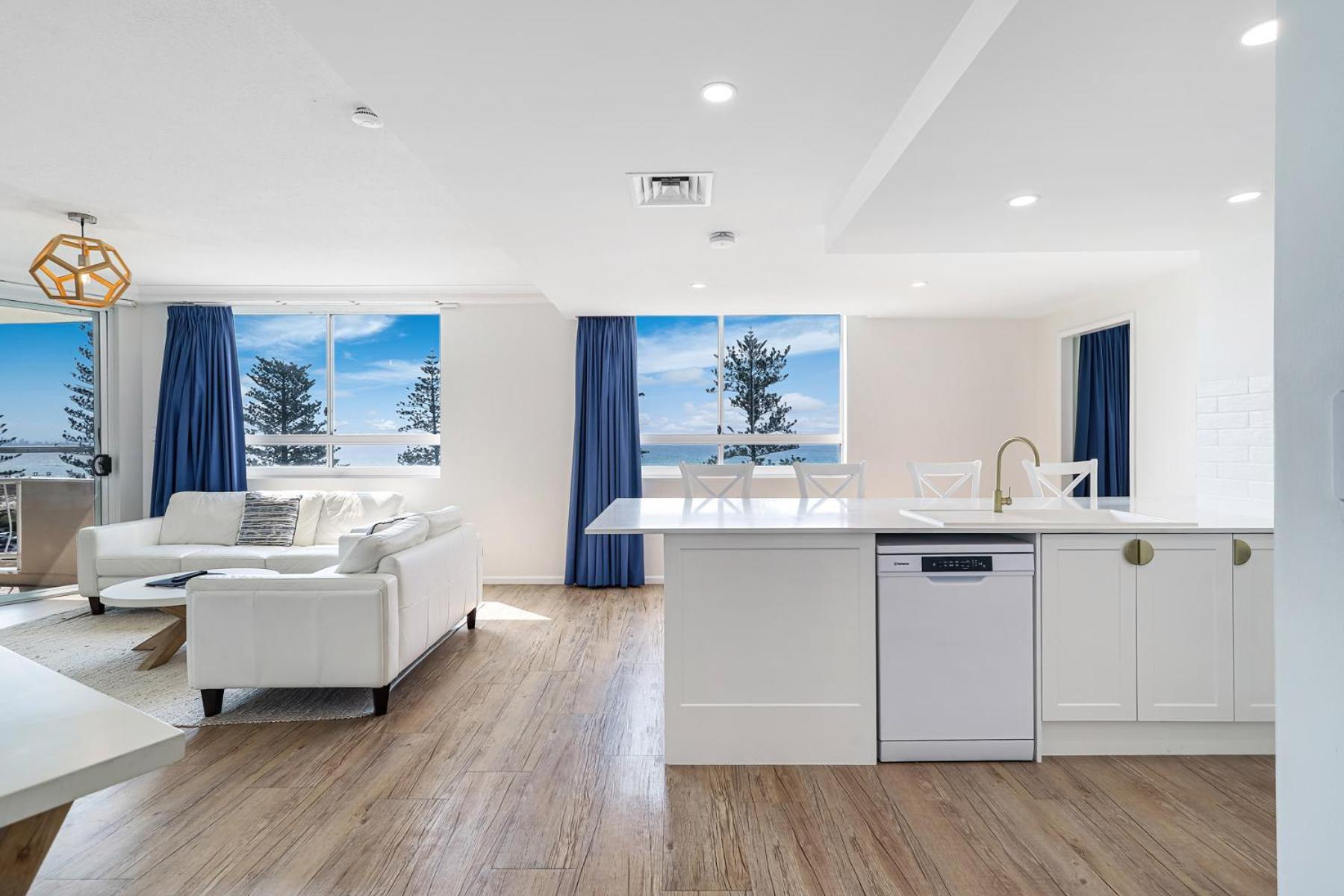 Kirra Aparthotel