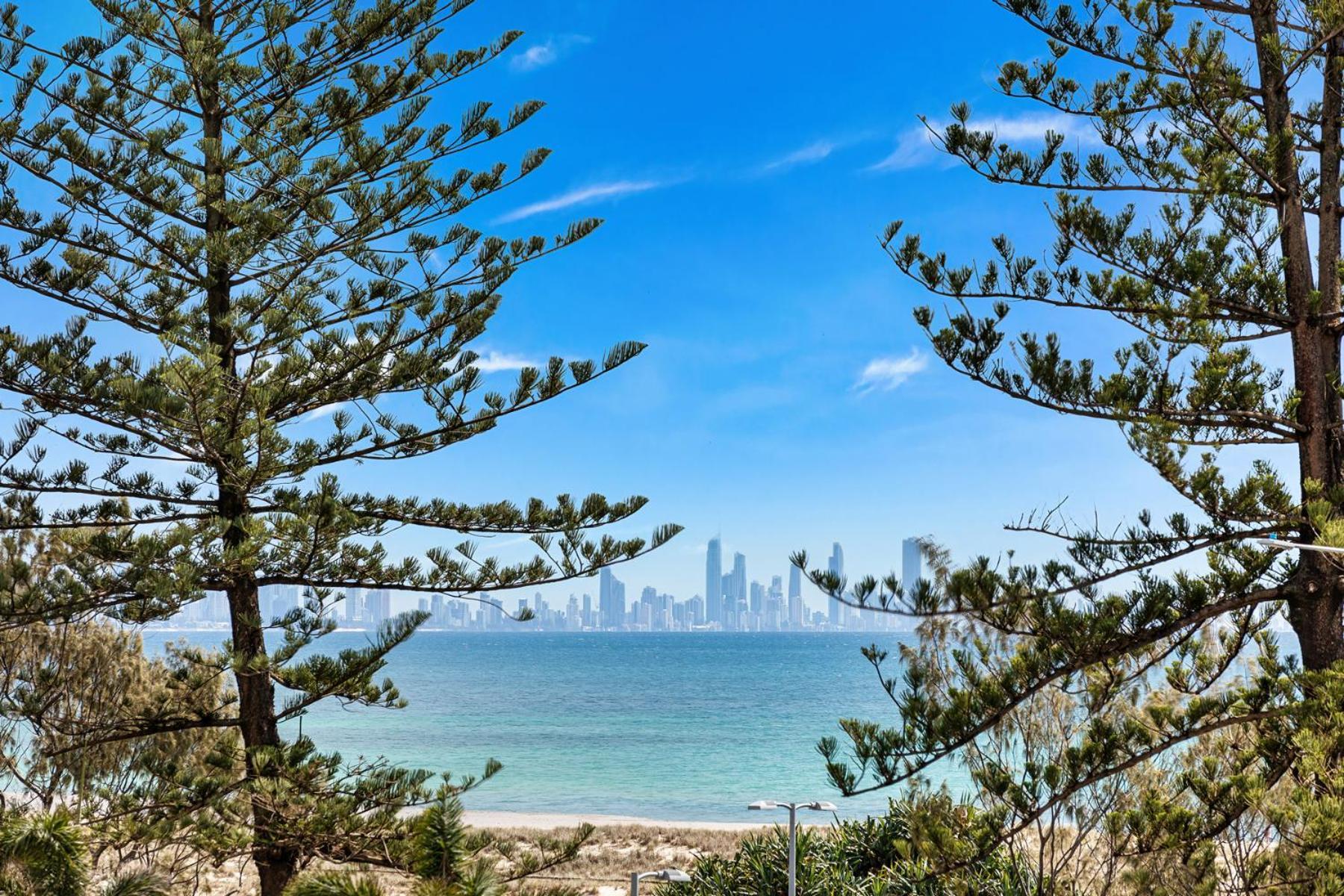 Kirra Aparthotel