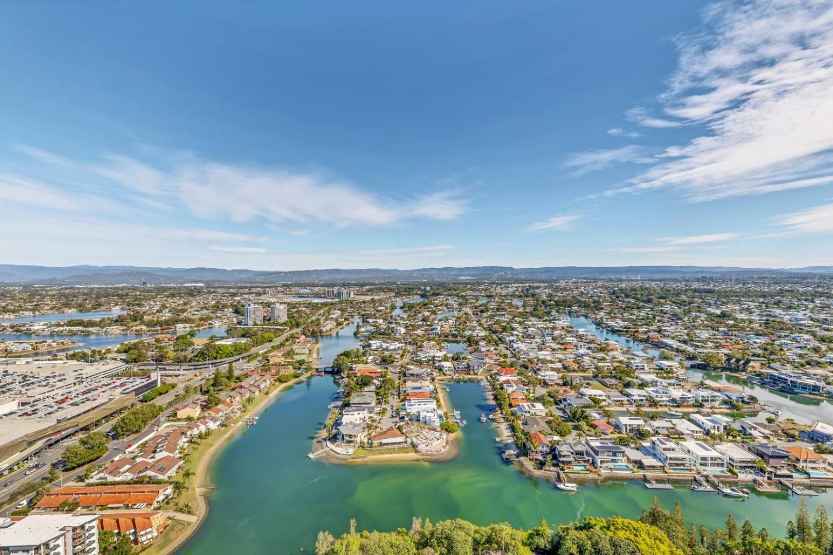 Casino Residences 1 & 2 Bedroom * Gold Coast