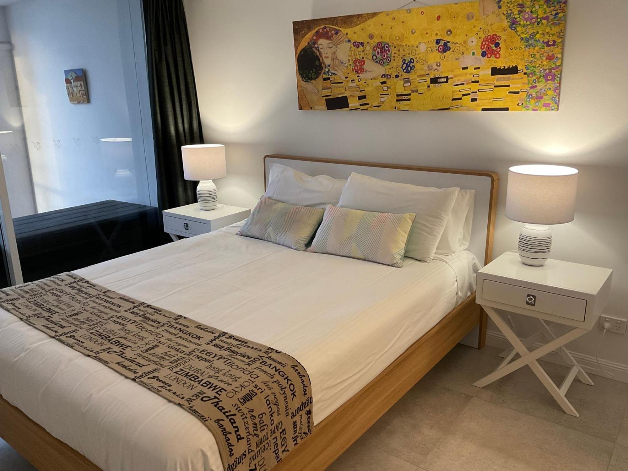 Broadbeach Aparthotel Gold Coast