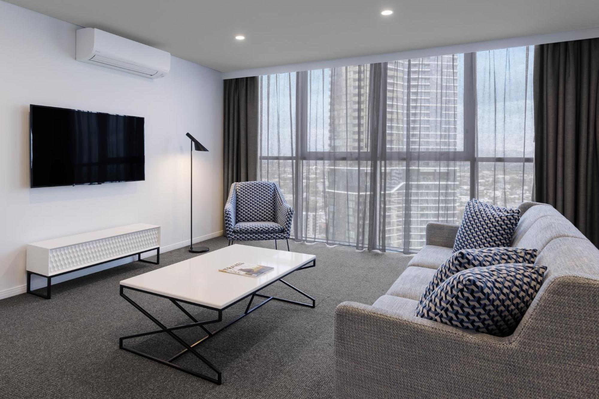 Meriton Broadbeach 5* Gold Coast