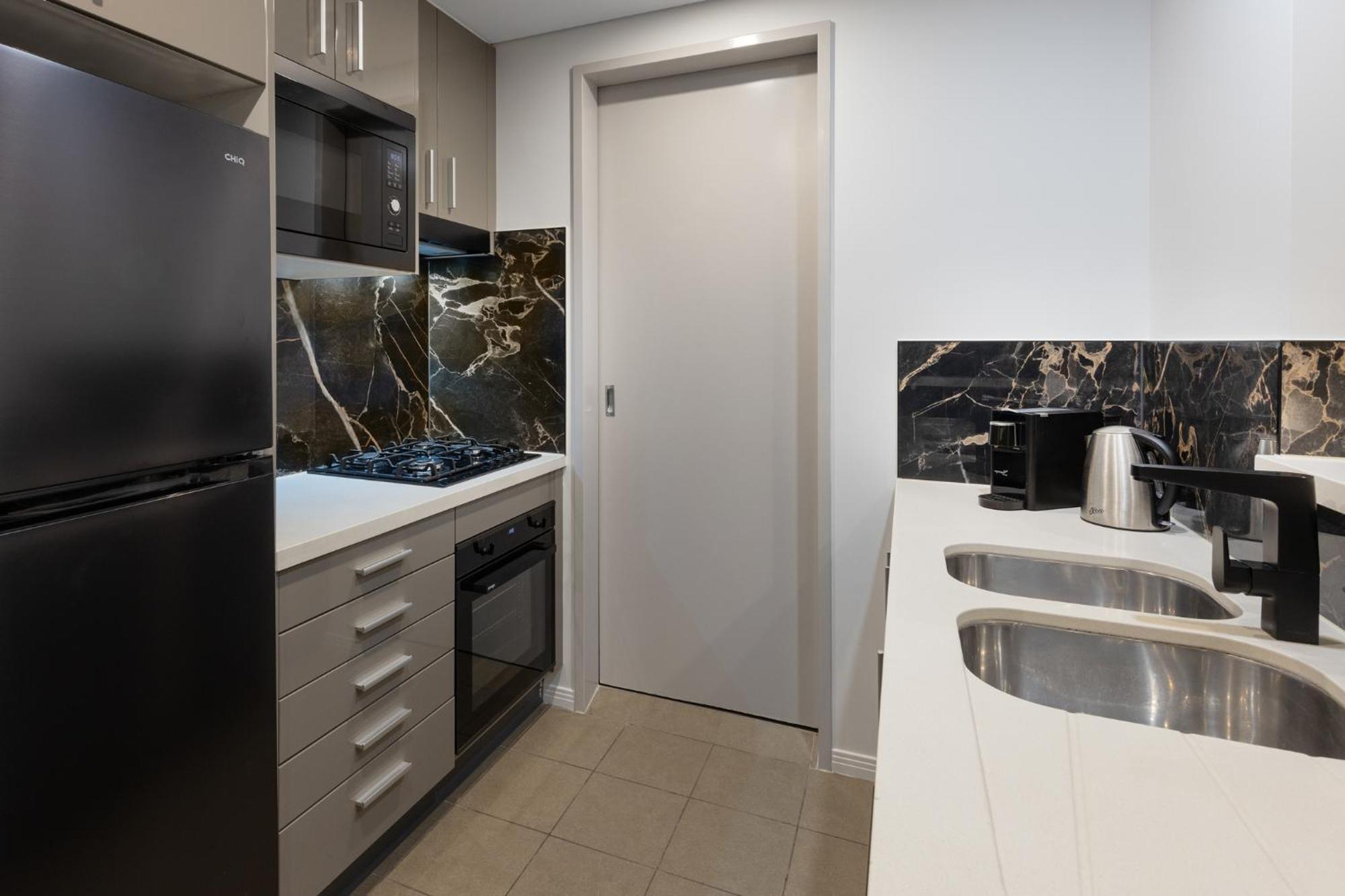 Hotel Meriton Broadbeach