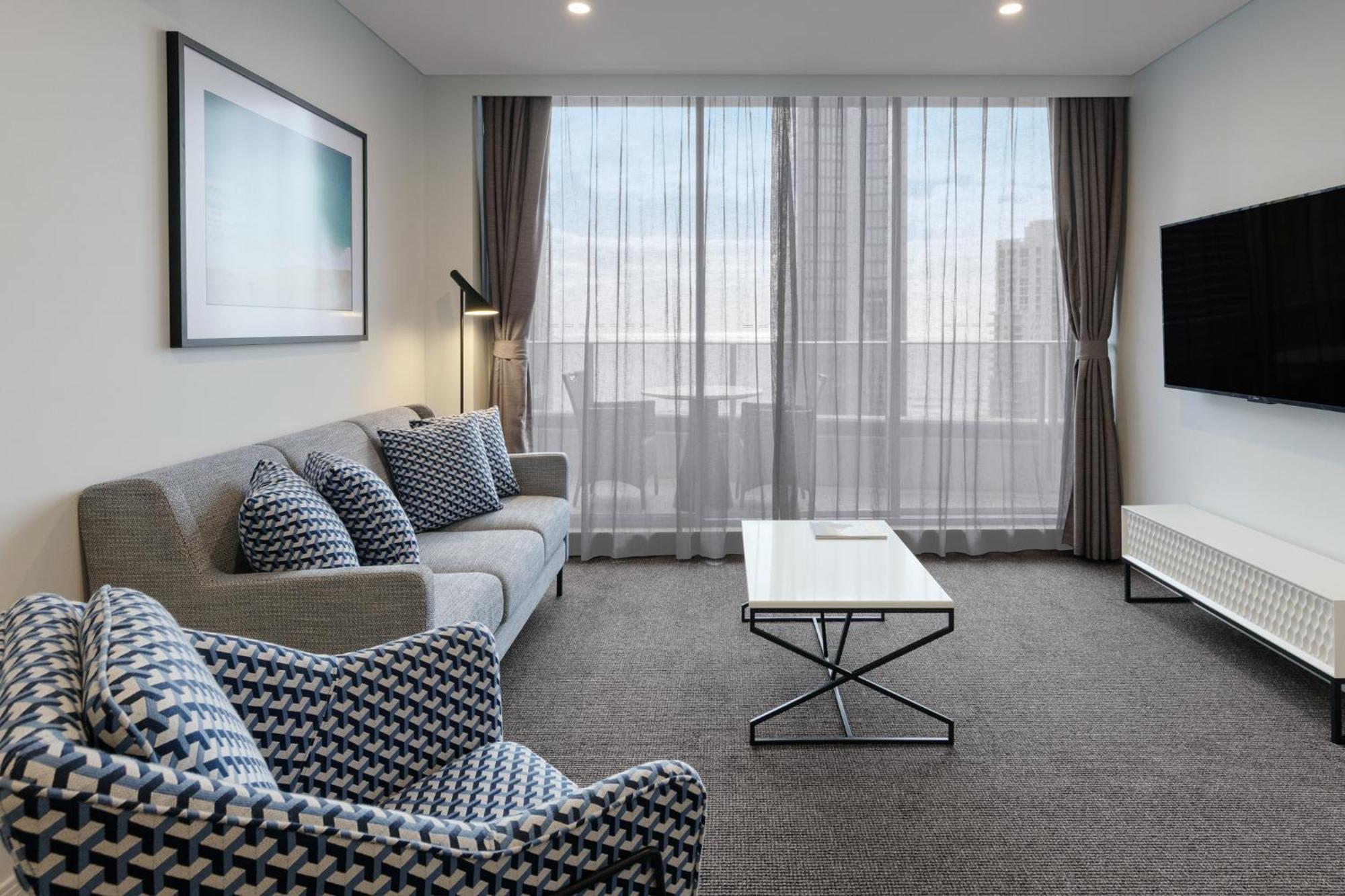 Meriton Broadbeach Hotel Gold Coast