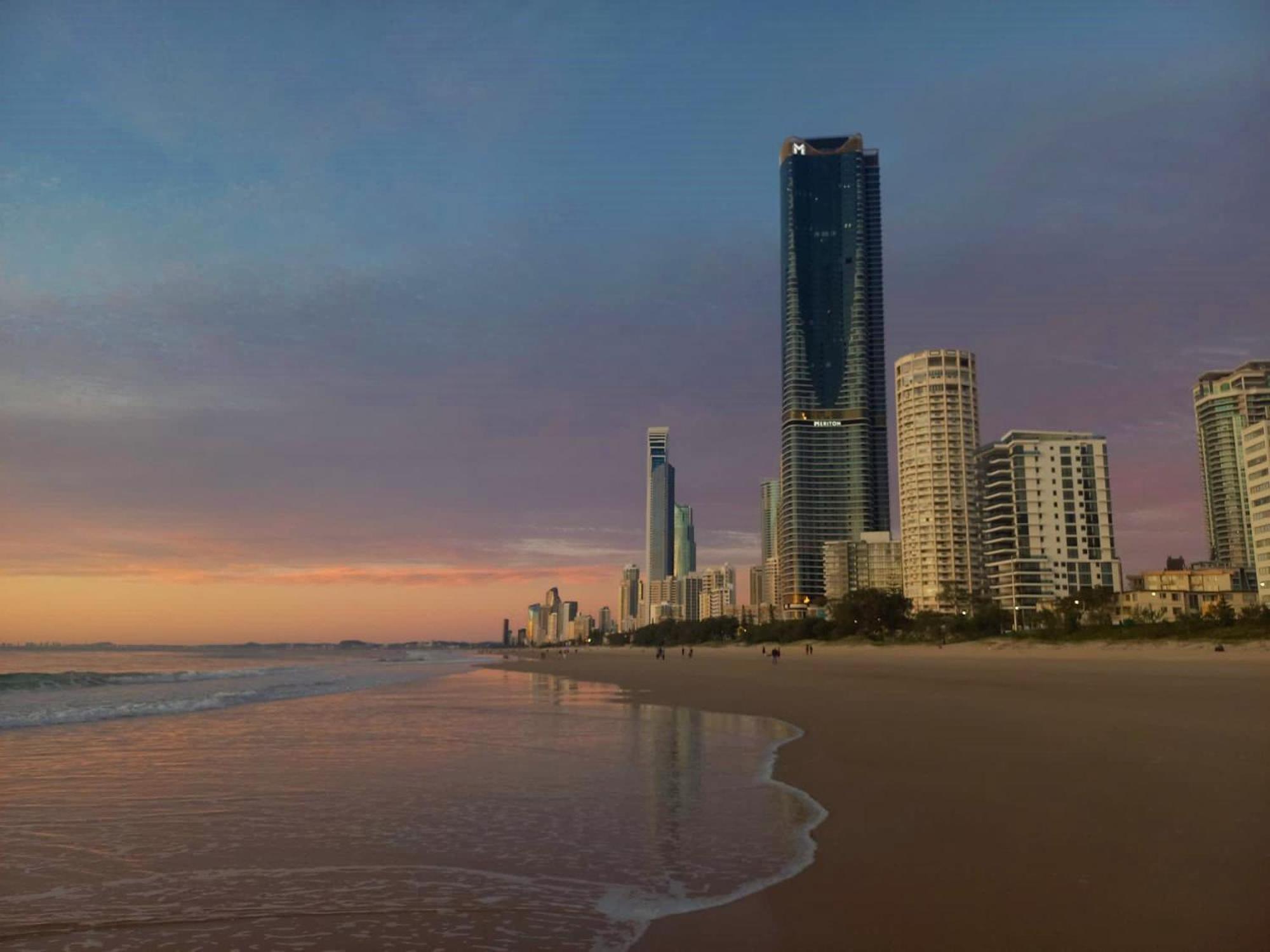 Hi Surf Beachfront 4*