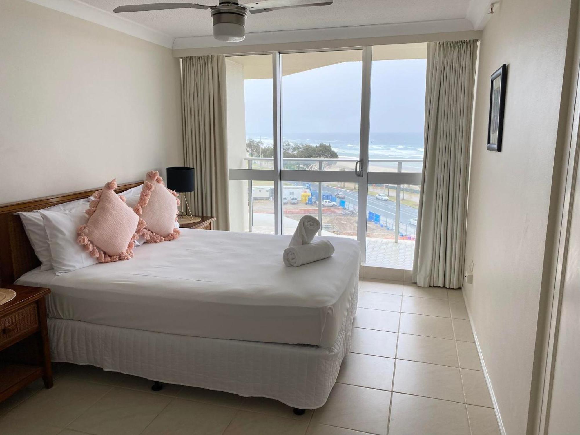 Hi Surf Beachfront 4* Gold Coast