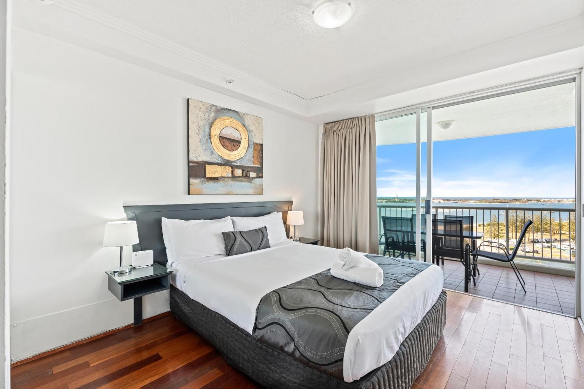 Crystal Bay On The Broadwater 3*