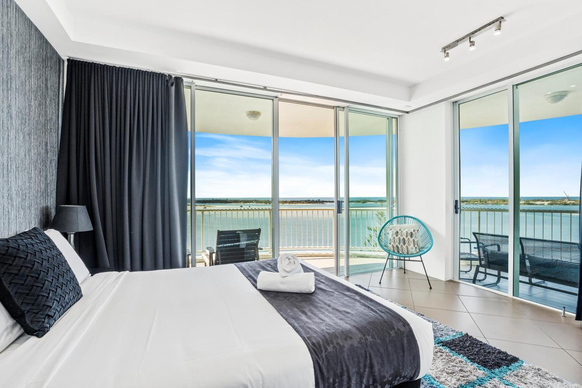 Crystal Bay On The Broadwater Gold Coast