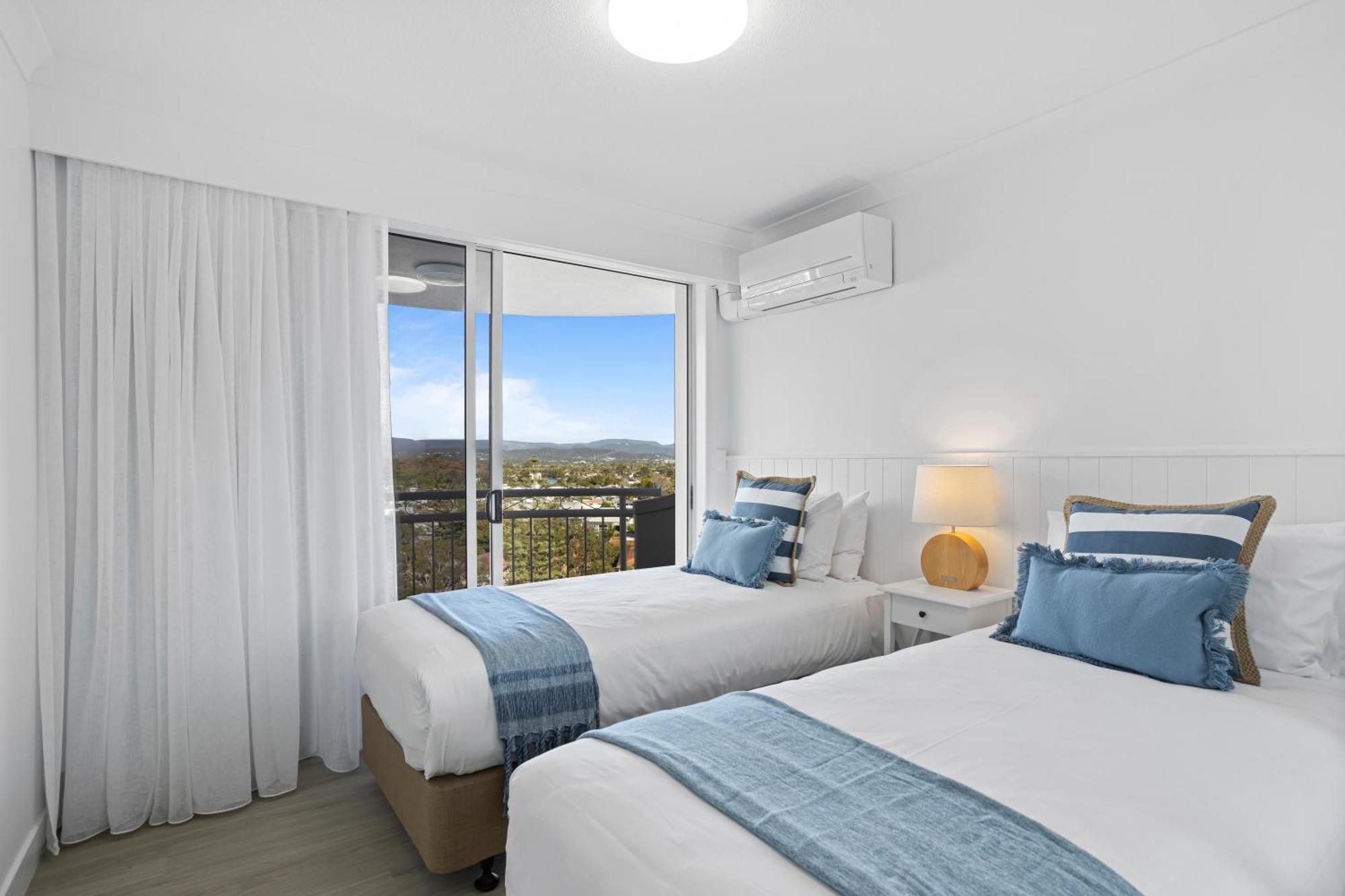 Aparthotel Ultiqa Burleigh Mediterranean 4*