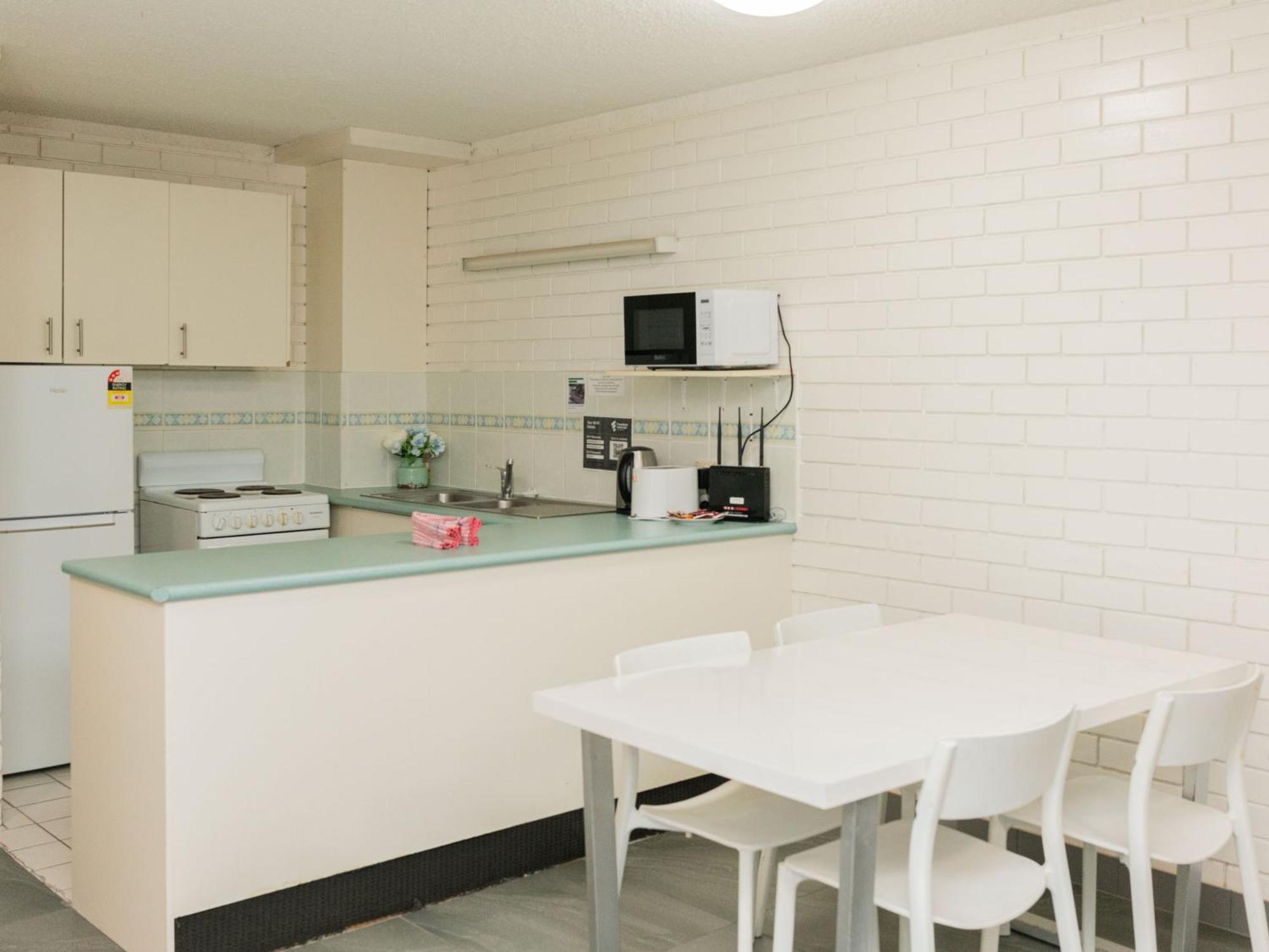 Trickett Gardens 3*